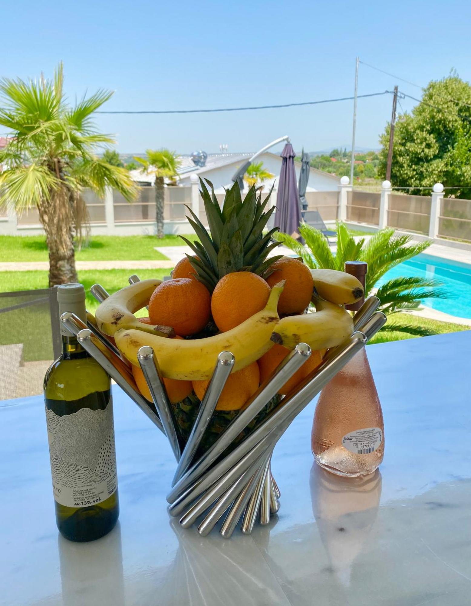 Villa Liana , Private Villa With Pool And Garden Vergia Luaran gambar
